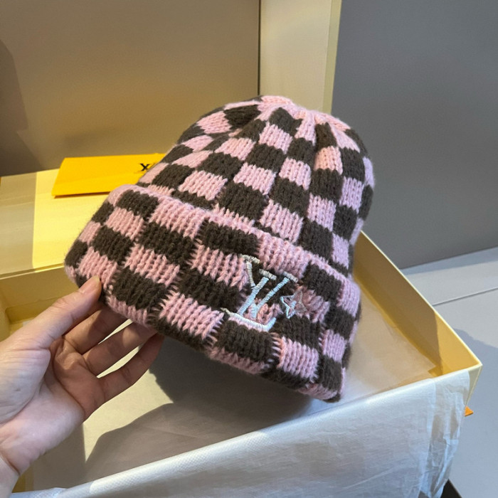 1v HAT0229-0511