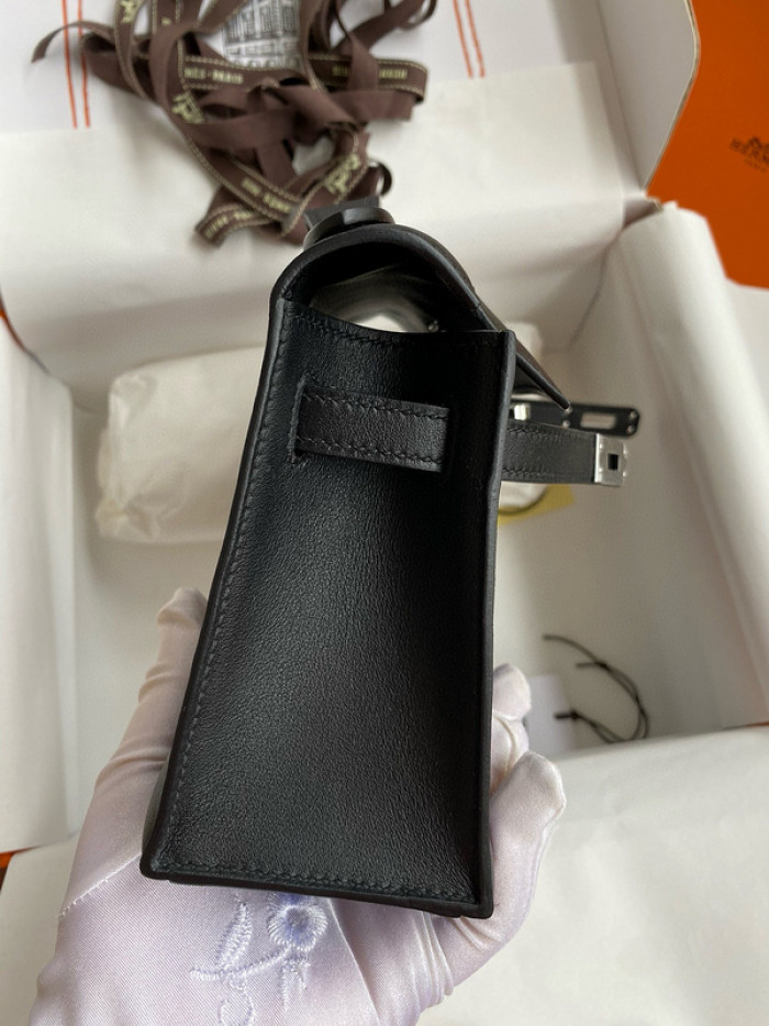 Her*mes bag B0113-204