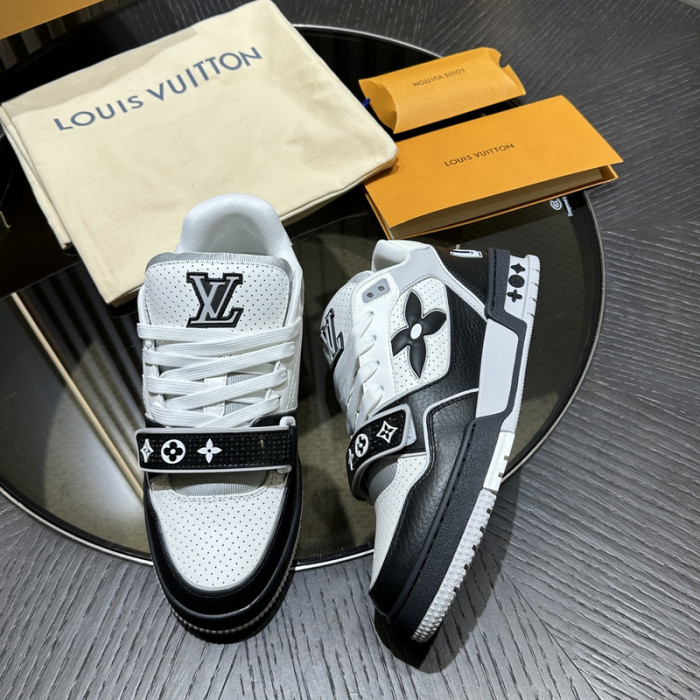 1V SNEAKERS 1V0425-276