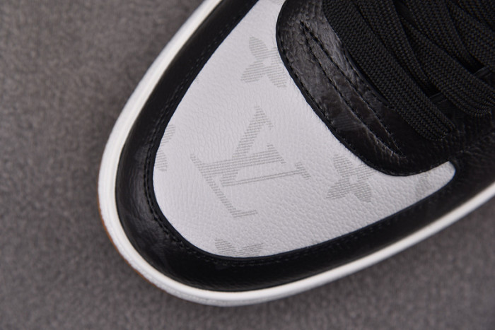 1V SNEAKERS 1V0425-313