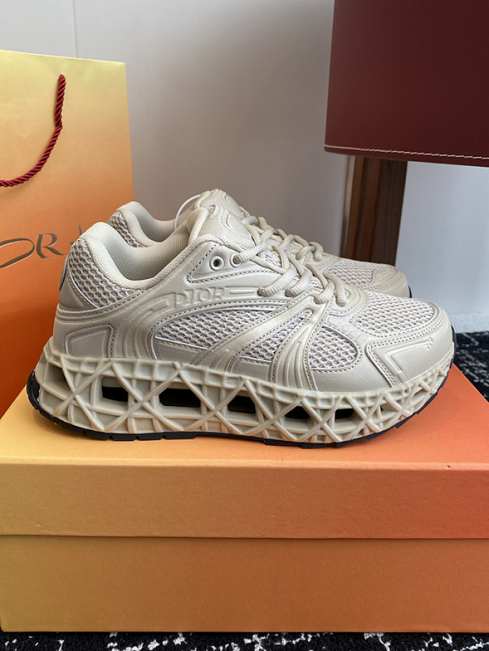 D10R SHOES B35 B35-004