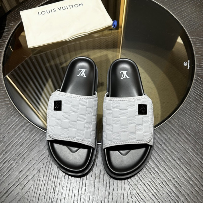 1*V SLIPPERS 11V0107-067