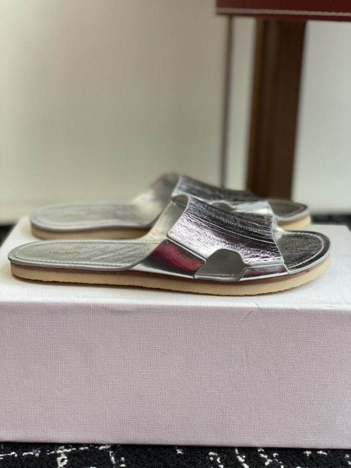 The R0w Slides OT0104-035