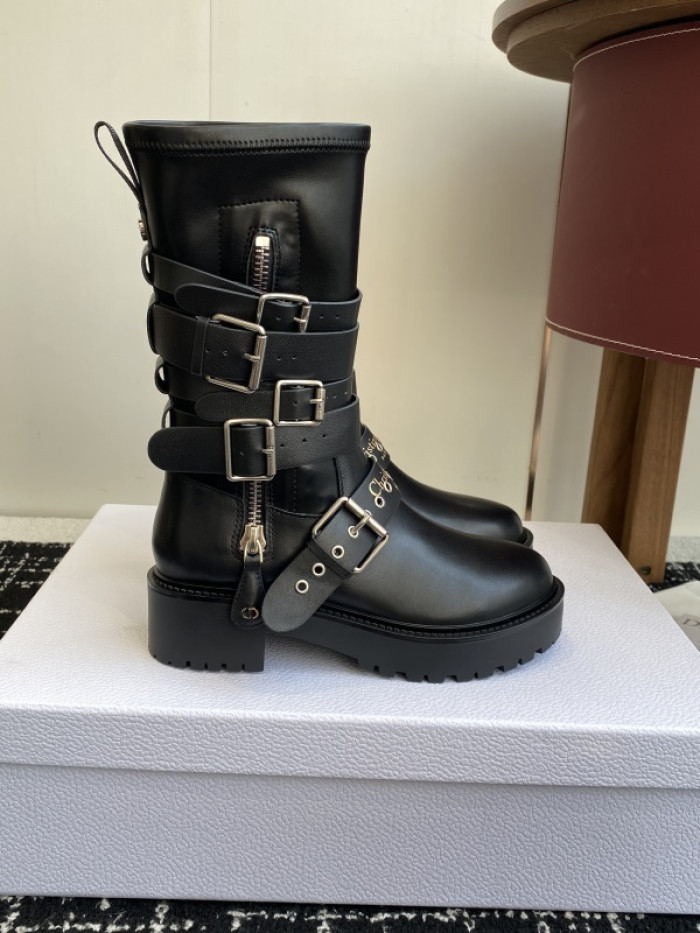 D10R Boots D897-173