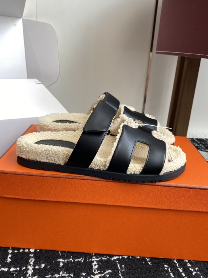 He*mes Slide CU526-2156