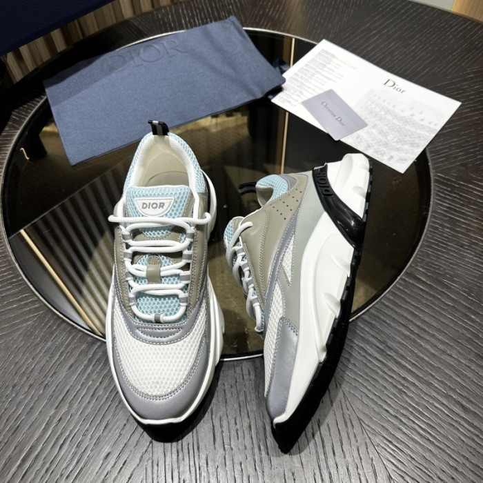 D10R B22 TRAINER SNEAKER D897-178