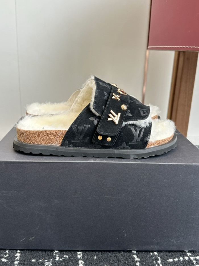 1*V SLIPPERS 11V0107-083