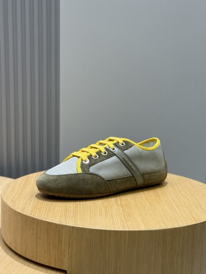 GIVEN-CHY SNEAKERS GIVEN018