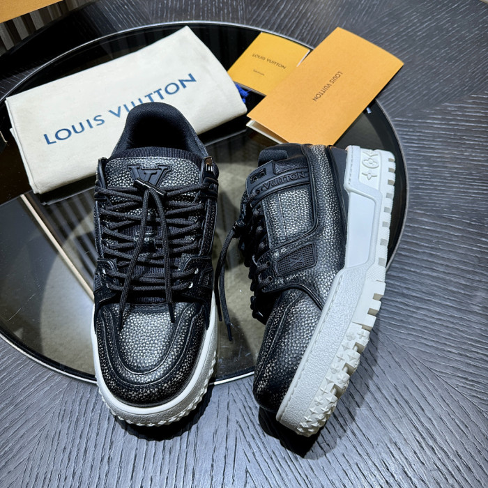 1V TRAINER 1V0425-649