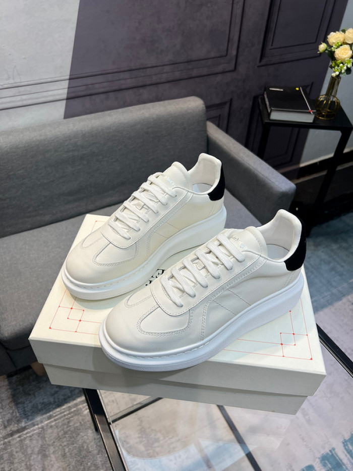 A1EXANDER M*QUEEN SNEAKERS WHGP7-66