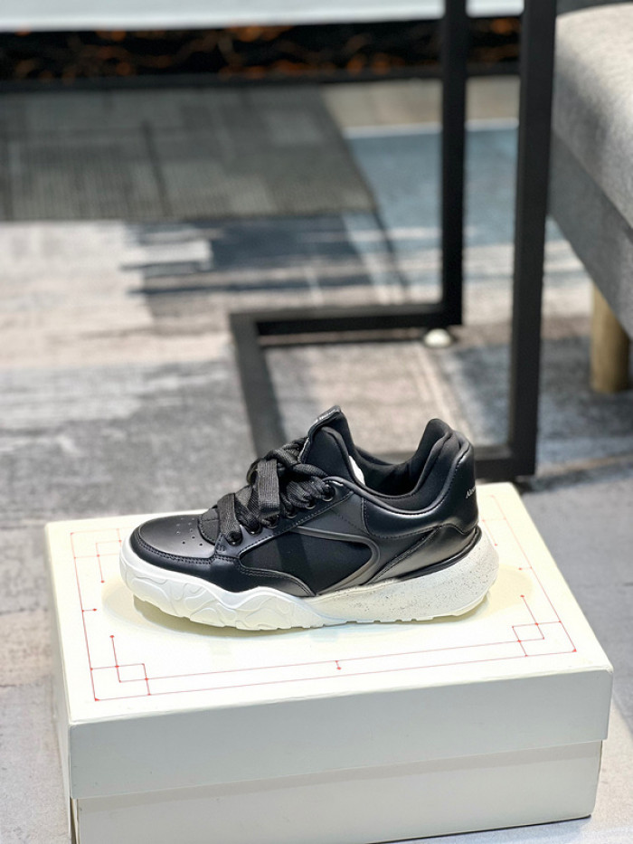 A1EXANDER M*QUEEN SNEAKERS WHGP7-152