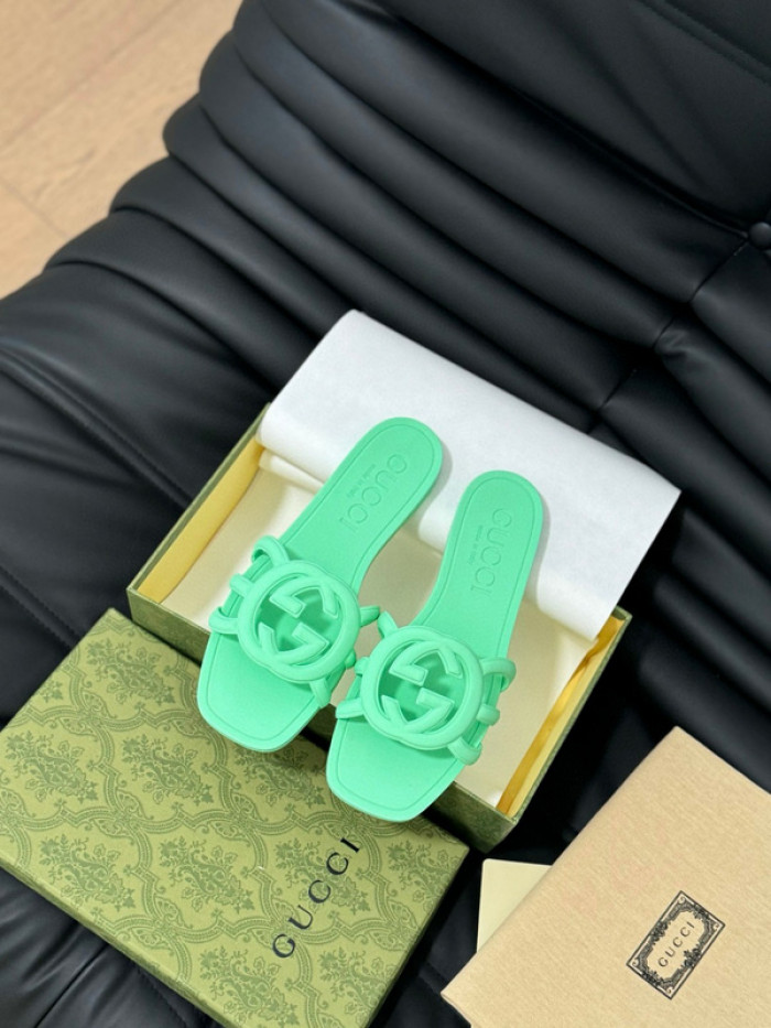 GUC* SLIPPERS DR258-091