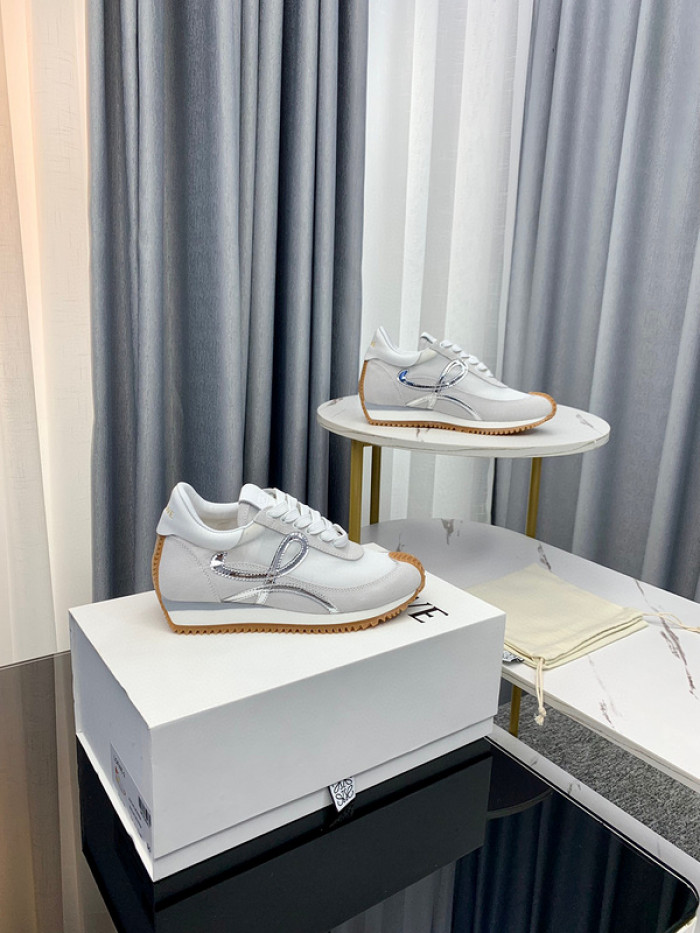 L0EWE SNEAKERS T0425-094