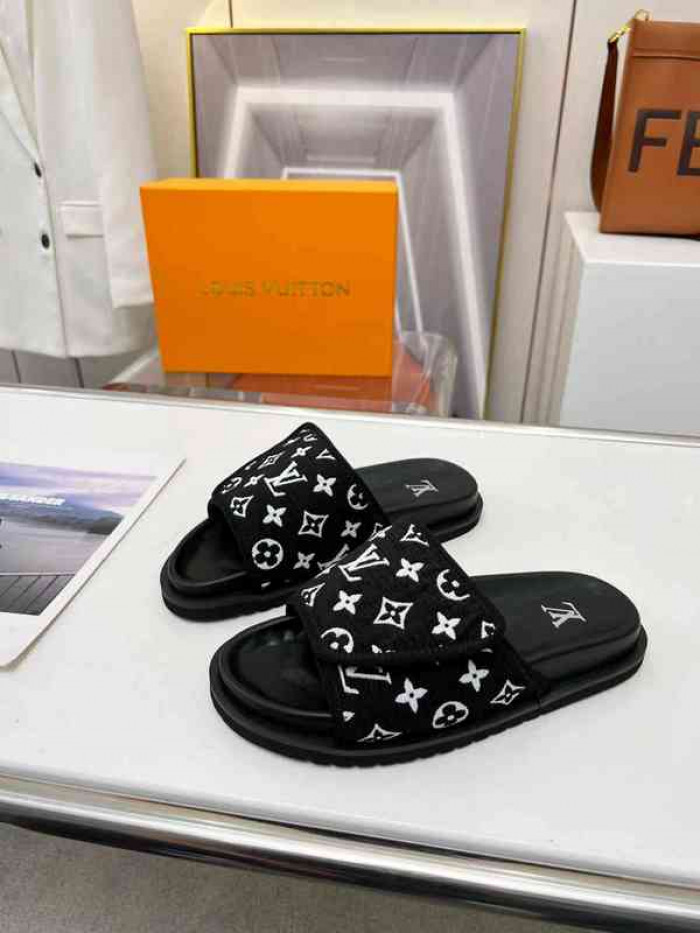 1*V SLIPPERS 11V0107-030
