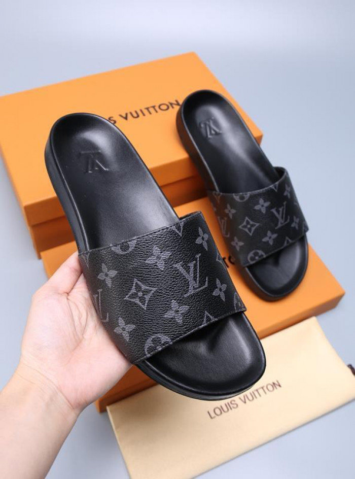 1*V SLIPPERS 11V0107-038
