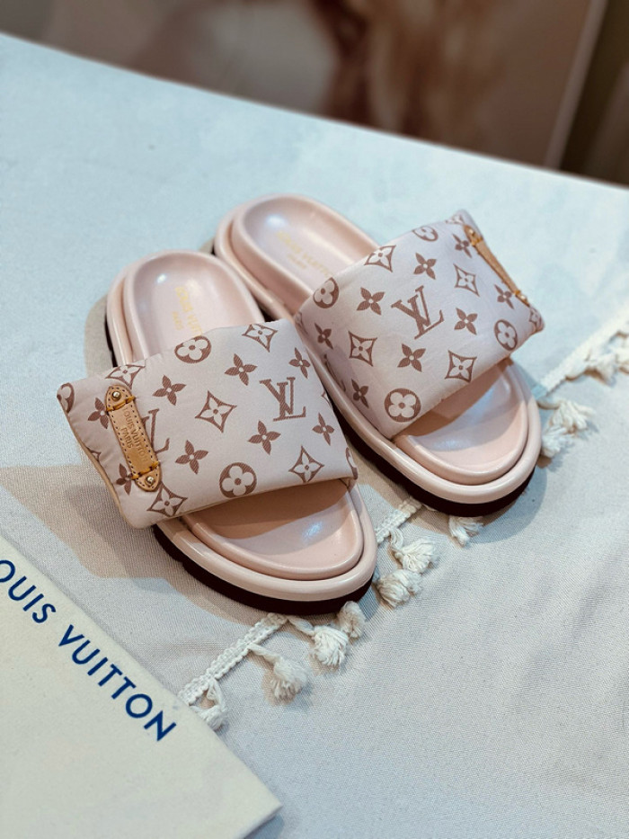 1*V SLIPPERS 11V0107-057