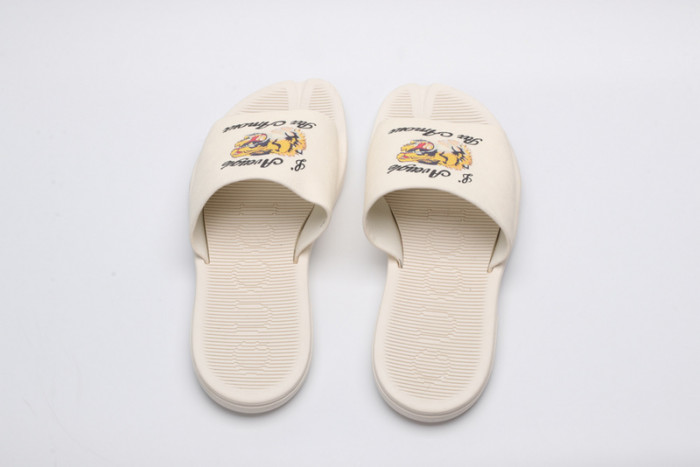 gucc slippers