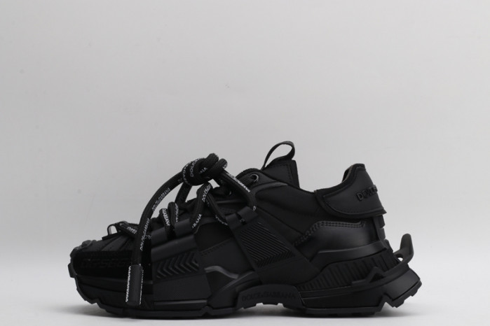 d.g. sneakers