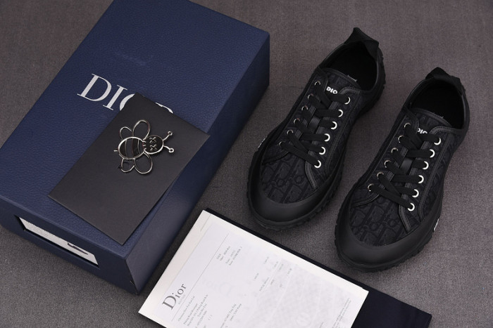 d10r b28 sneakers low top