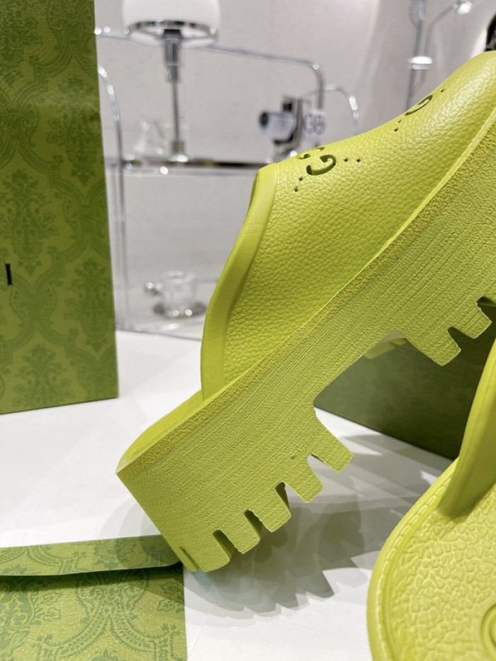 gucc slippers