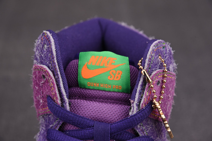 nike sb dunk high reverse skunk 420 cw9971-500