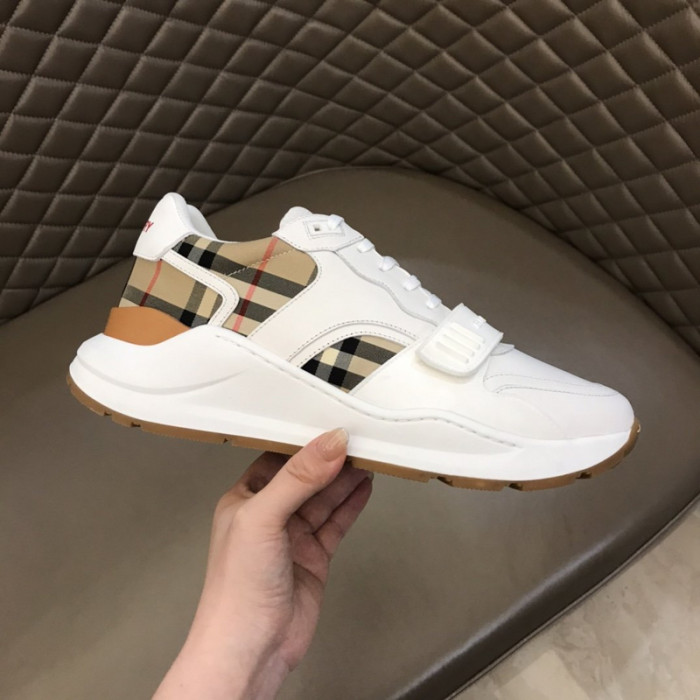bby sneaker by0025