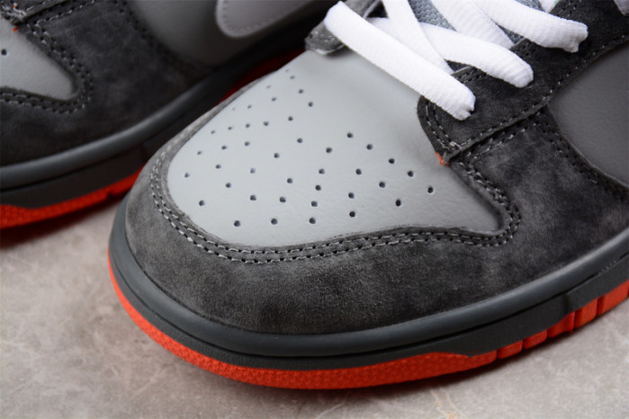 jeff staple x nike dunk low pro sb 