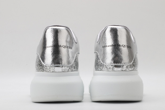 A1exa*der Mcqv*en SNEAKERS MC5563-050