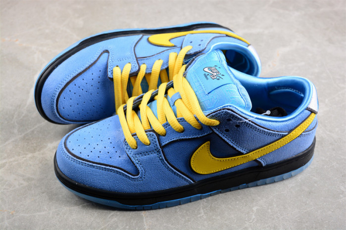 the powerpuff girls x nike dunk low pro sb qs 