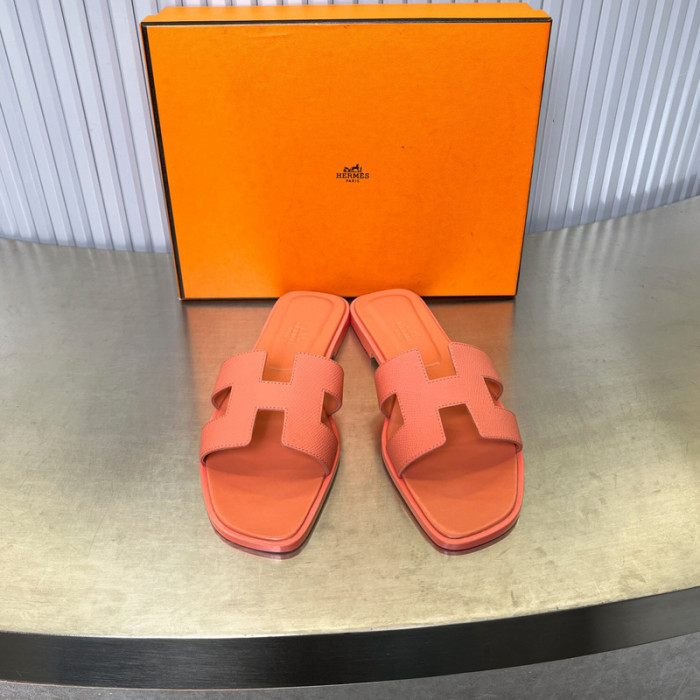 H**mes slide cu526-2047