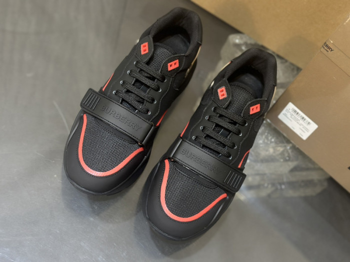 bby sneaker by0061