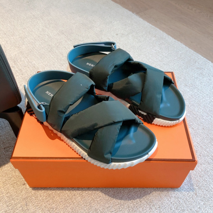 he*mes slide cu526-2066