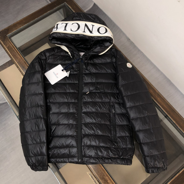 m0ncle mon0926-037