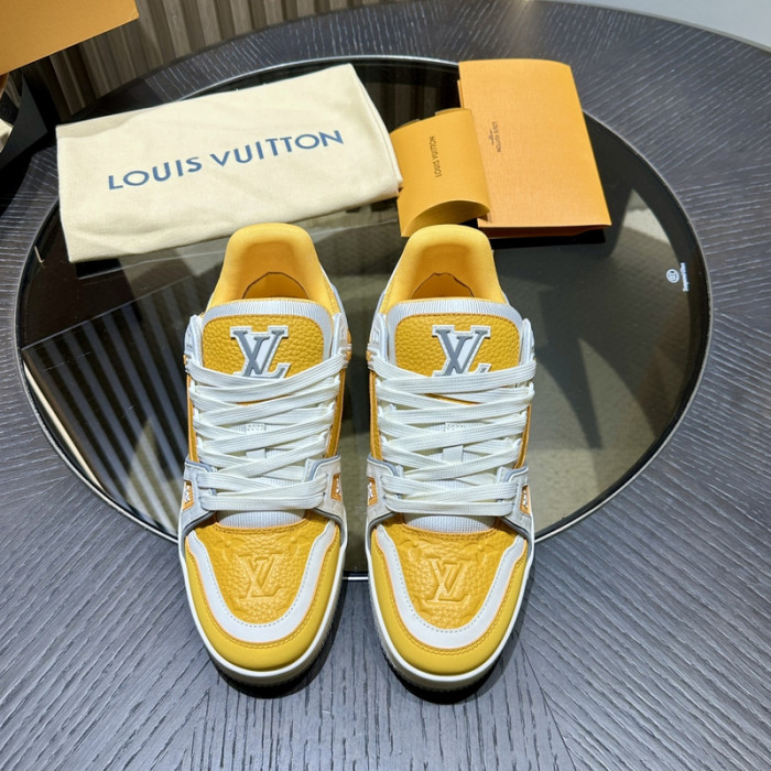 1V SNEAKERS 1V0425-148