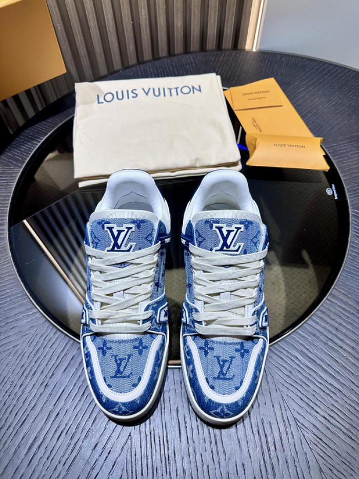 1V SNEAKERS 1V0425-168