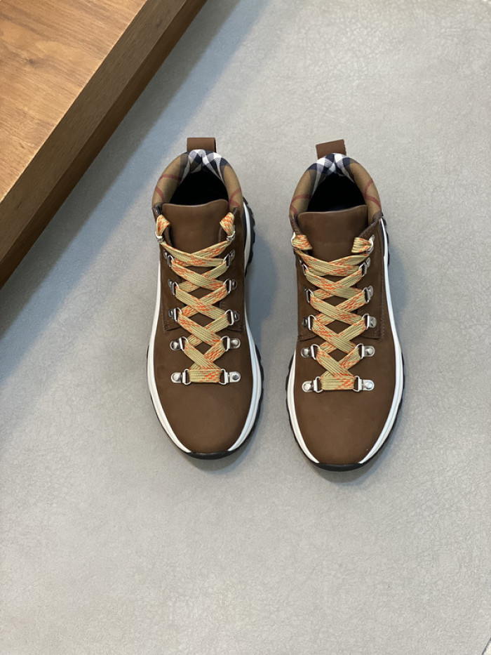 BBY SNEAKER BY00101