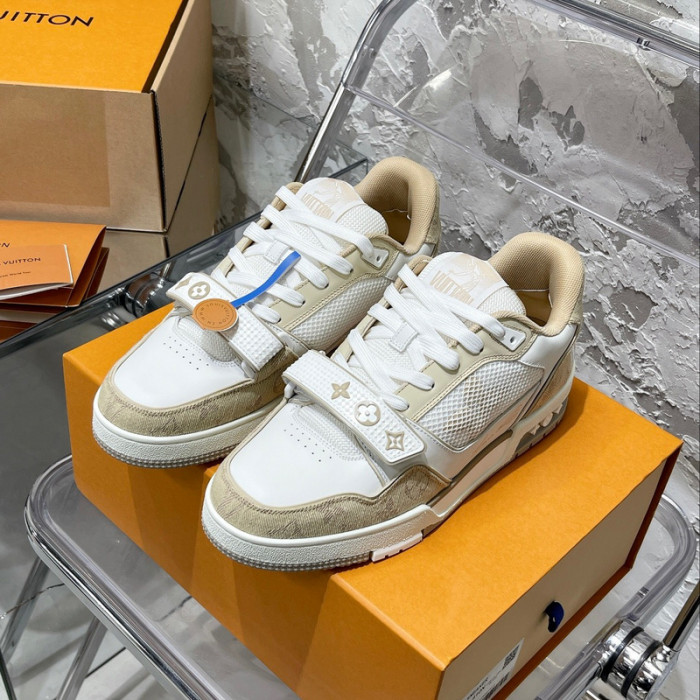 1V SNEAKERS 1V0425-193