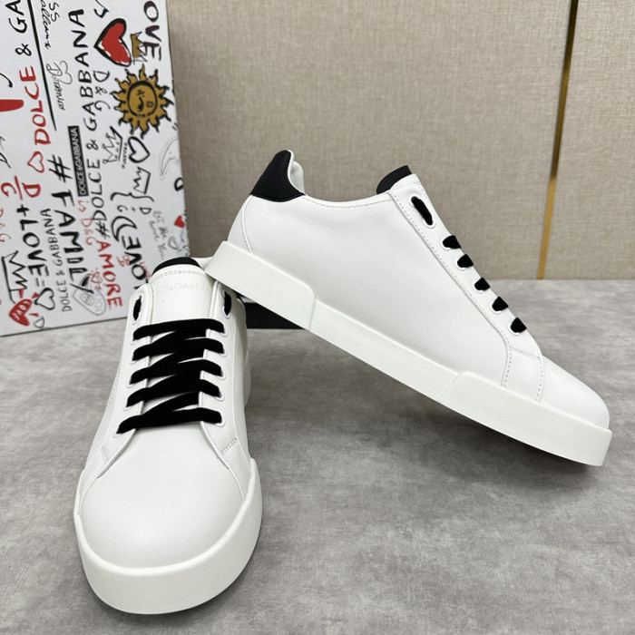 D.G. Sneakers DG210-220