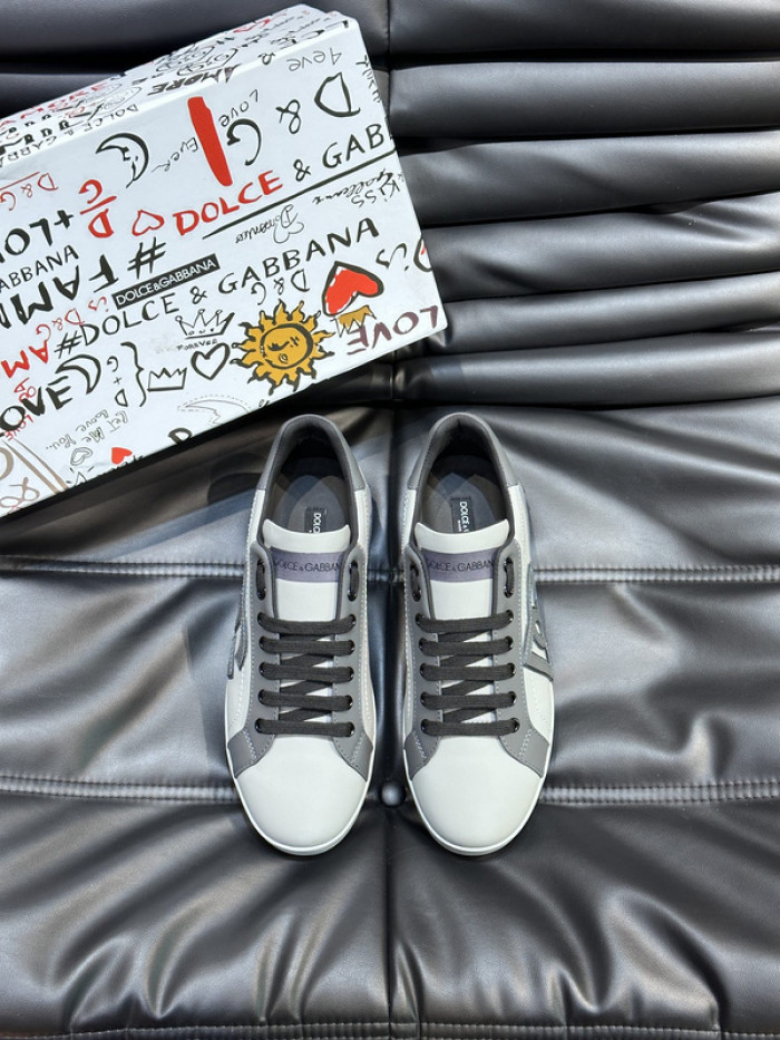 D.G. Sneakers DG210-245
