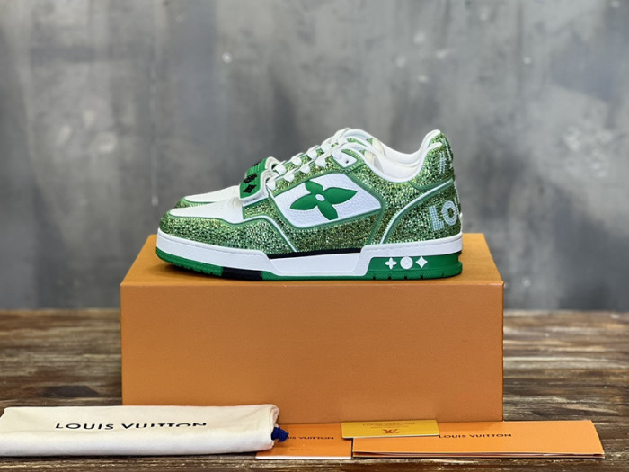 1V SNEAKERS 1V0425-224