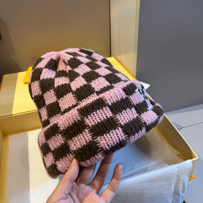 1v HAT0229-0511