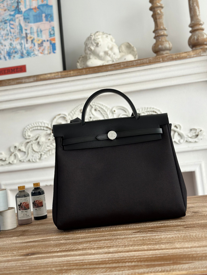 Her*mes bag B0113-196