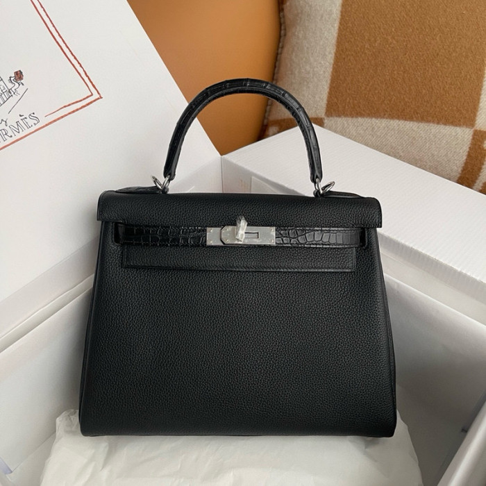 Her*mes bag B0113-197