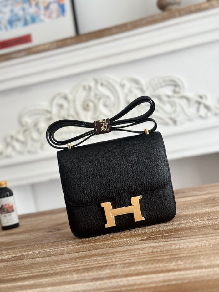 Her*mes bag B0113-208
