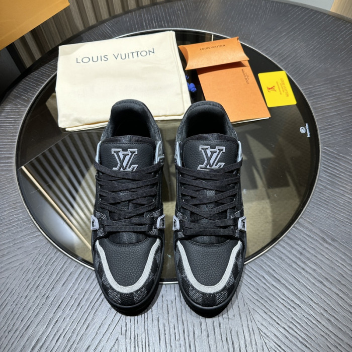 1V SNEAKERS 1V0425-269