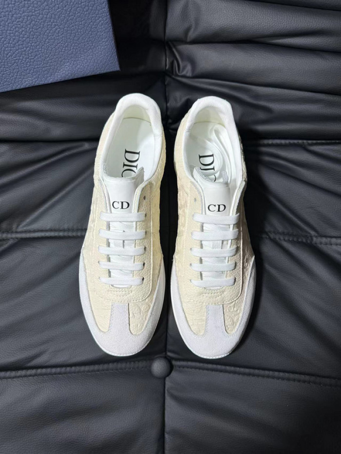 D10R SHOES D896-149