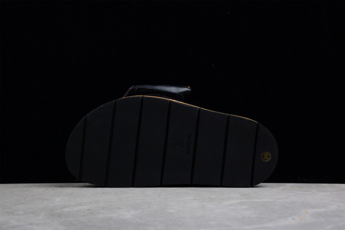 1*V SLIPPERS 11V0107-061