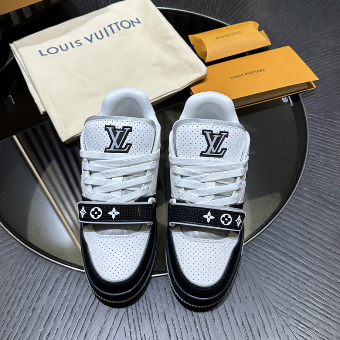1V SNEAKERS 1V0425-276