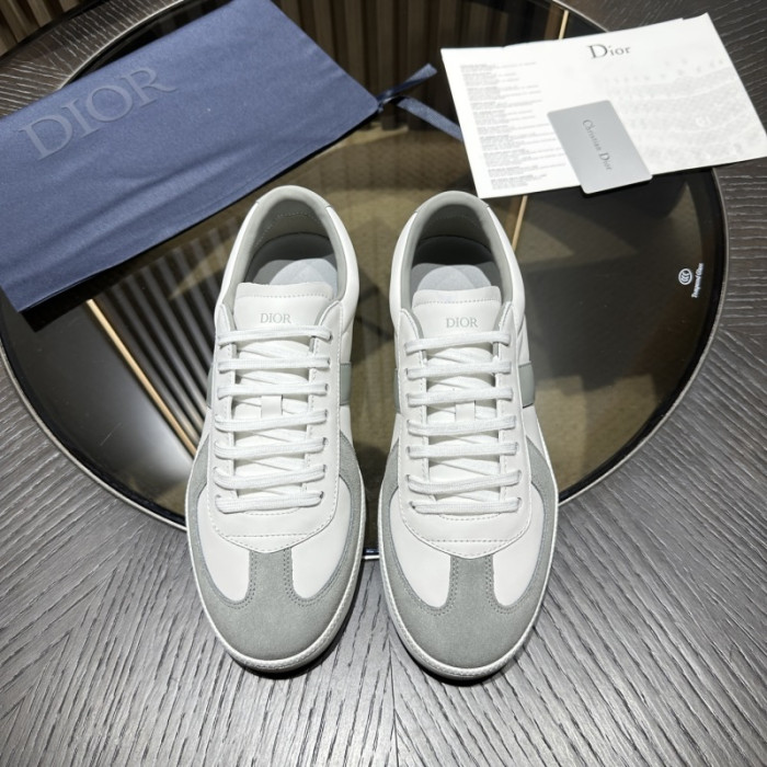 D10R SHOES B01 D896-181