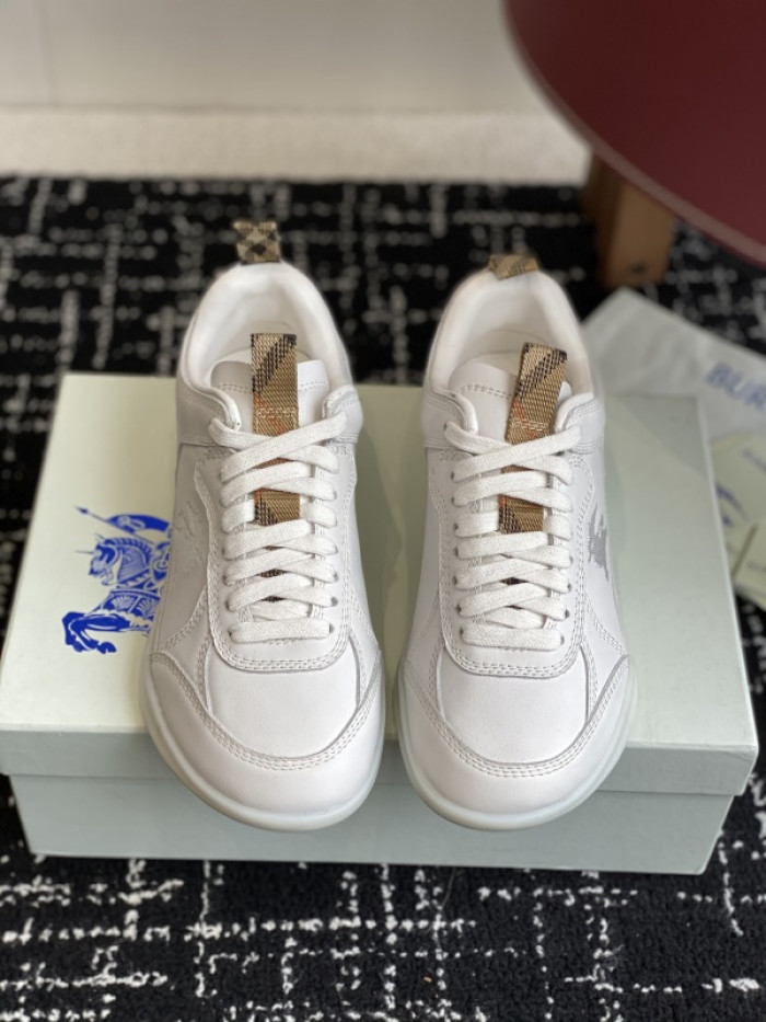 BBY SNEAKER BY00106